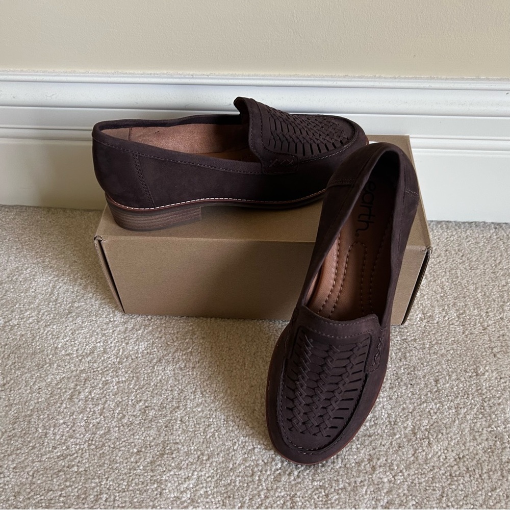 NIB $119 EARTH ELONA GENUINE WOVEN LEATHER LOAFERS - DARK BROWN - 7M - Picture 2 of 6